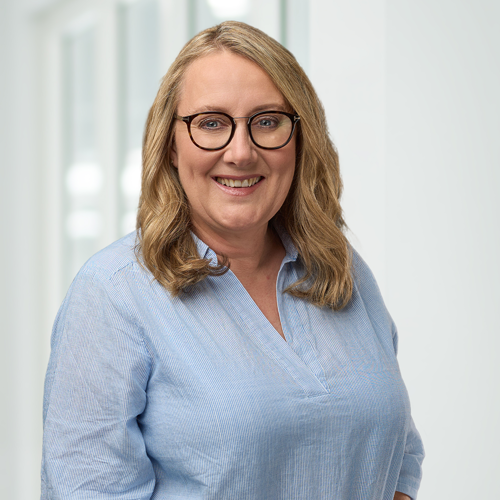 Portraitbild Andrea Zeller Reinhardt